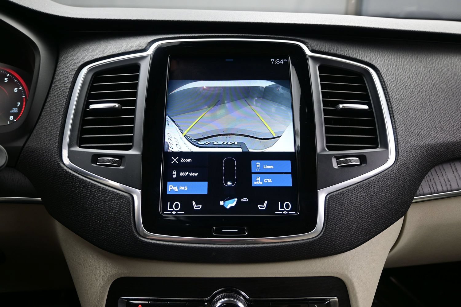 Used 2020 Volvo XC90 T6 Momentum w/ Protection Package Premier AWD/4WD image 21