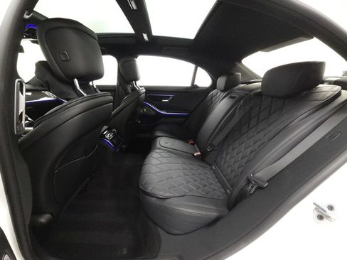 Used 2023 Mercedes-Benz S 580 4MATIC Sedan w/ AMG Line image 29