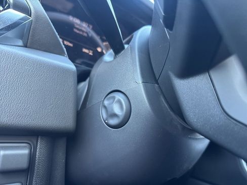 New 2026 GMC Yukon Denali w/ Denali Reserve Package AWD/4WD image 32