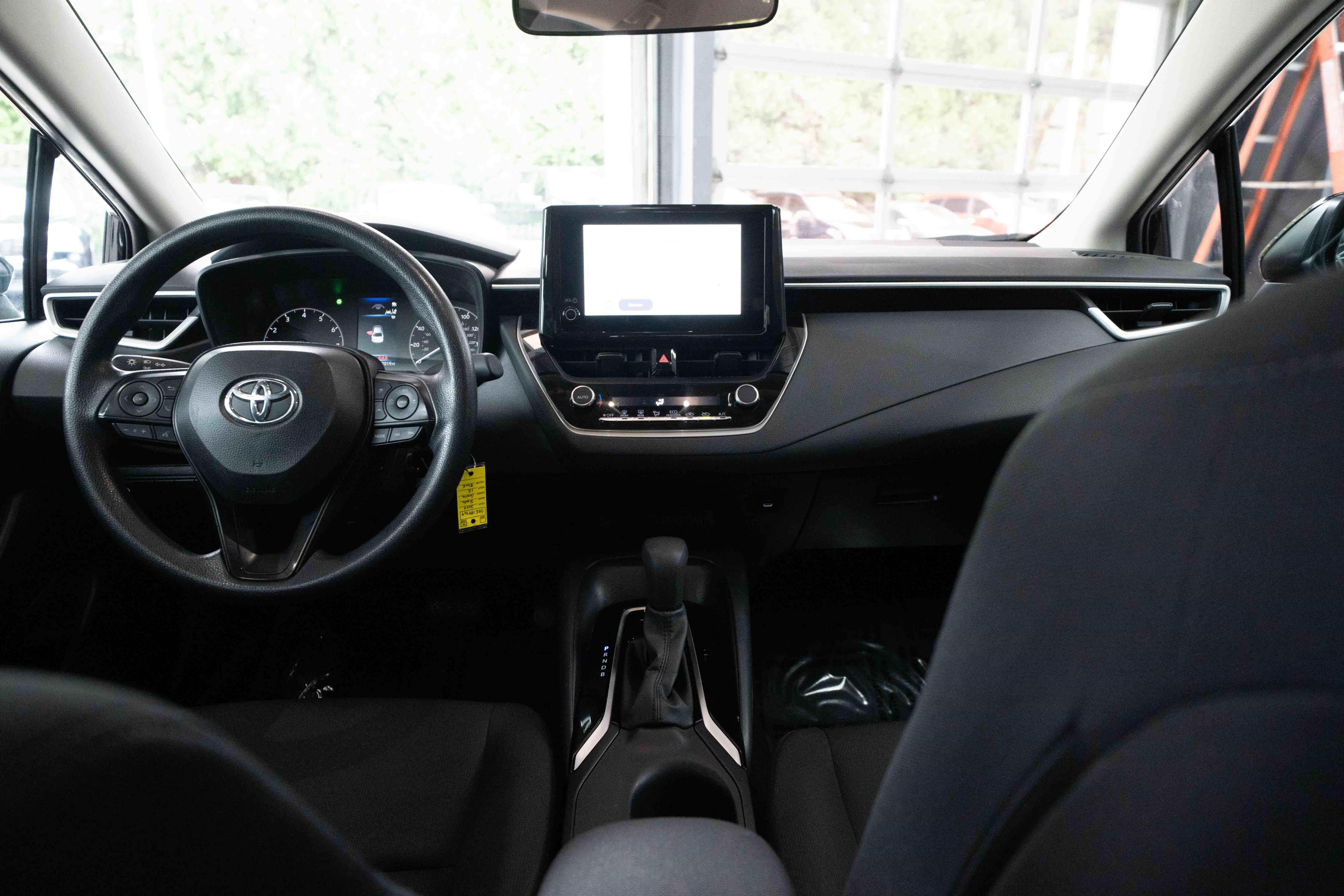 Used 2024 Toyota Corolla LE FWD image 20