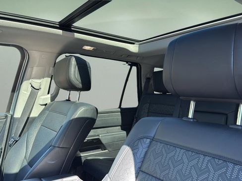 Used 2023 Toyota Sequoia Limited image 12