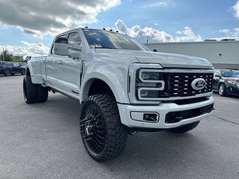 Used 2026 Ford F450 Platinum w/ FX4 Off-Road Package AWD/4WD image 10