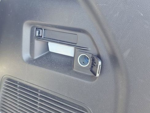 Used 2023 Ford Explorer XLT w/ Equipment Group 202A image 29