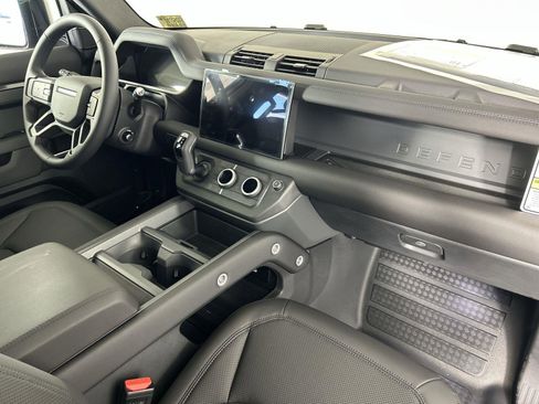 New 2025 Land Rover Defender 110 S image 35