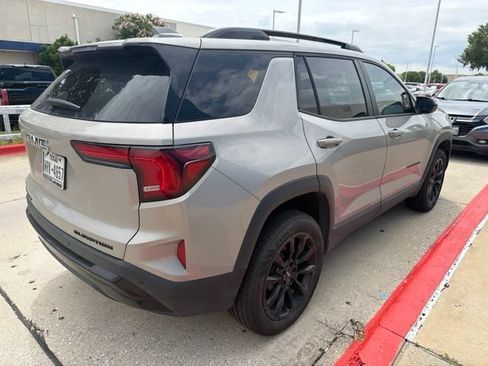 Used 2026 GMC Terrain Elevation w/ Elevation Premium Package FWD image 5
