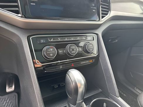 Used 2018 Volkswagen Atlas SEL image 36