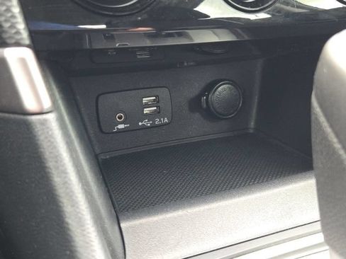 Used 2023 Subaru Forester Premium AWD/4WD image 16