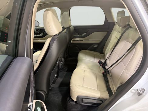 New 2026 Lincoln Corsair Reserve w/ Jet Appearance Package AWD/4WD image 25