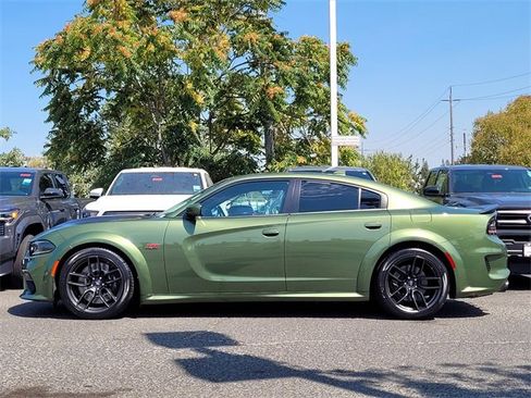 Used 2022 Dodge Charger Scat Pack image 9
