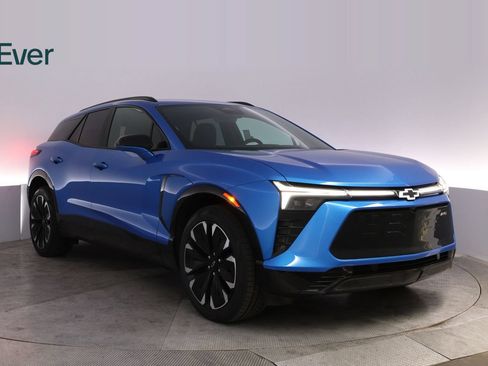 Used 2024 Chevrolet Blazer EV RS AWD/4WD image 13