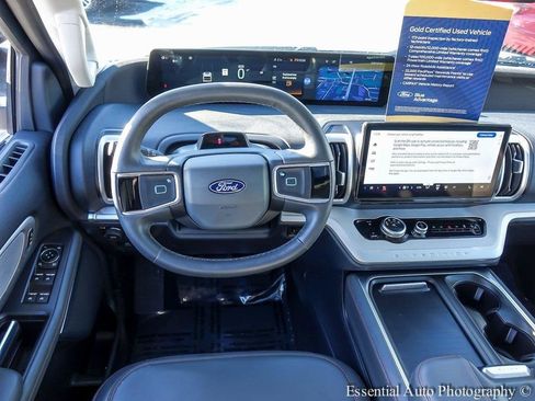 Certified 2025 Ford Expedition Active image 14