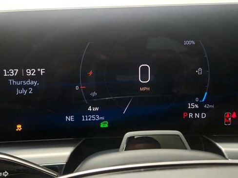 Used 2024 Cadillac Lyriq Luxury AWD/4WD image 56