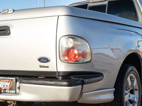 Used 2001 Ford F150 Lightning image 12