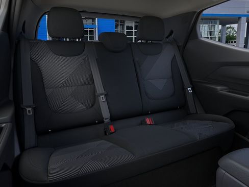 New 2027 Chevrolet Bolt LT w/ Comfort Package FWD image 17