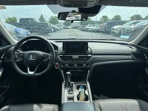 Used 2018 Honda Accord LX image 17