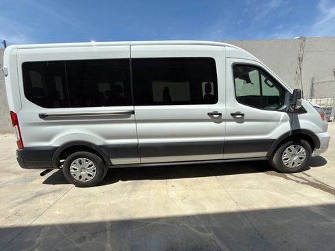 Used 2021 Ford Transit 350 XLT RWD image 9