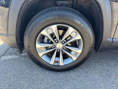 Used 2025 Chevrolet Equinox LT AWD/4WD image 30