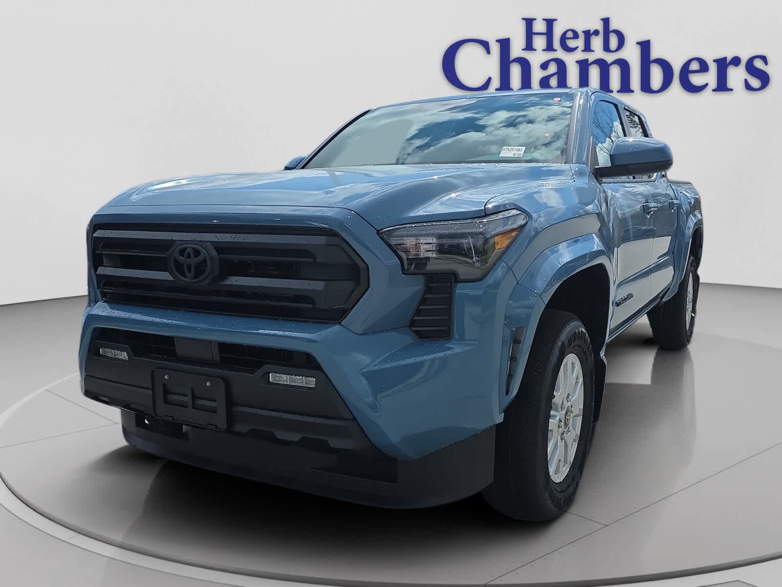Used 2026 Toyota Tacoma SR5 AWD/4WD image 7