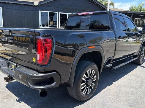 Used 2021 GMC Sierra 2500 Denali w/ Denali Ultimate Package AWD/4WD image 8