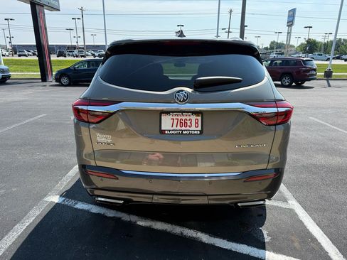 Used 2018 Buick Enclave Premium FWD image 4