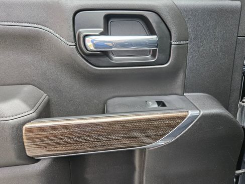 Used 2021 Chevrolet Silverado 1500 RST image 23