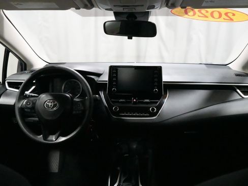 Used 2020 Toyota Corolla LE image 8