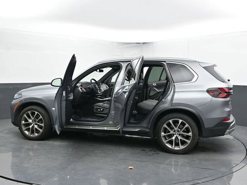 Used 2024 BMW X5 xDrive40i image 54