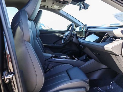 New 2025 Audi Q6 e-tron Premium Plus image 21