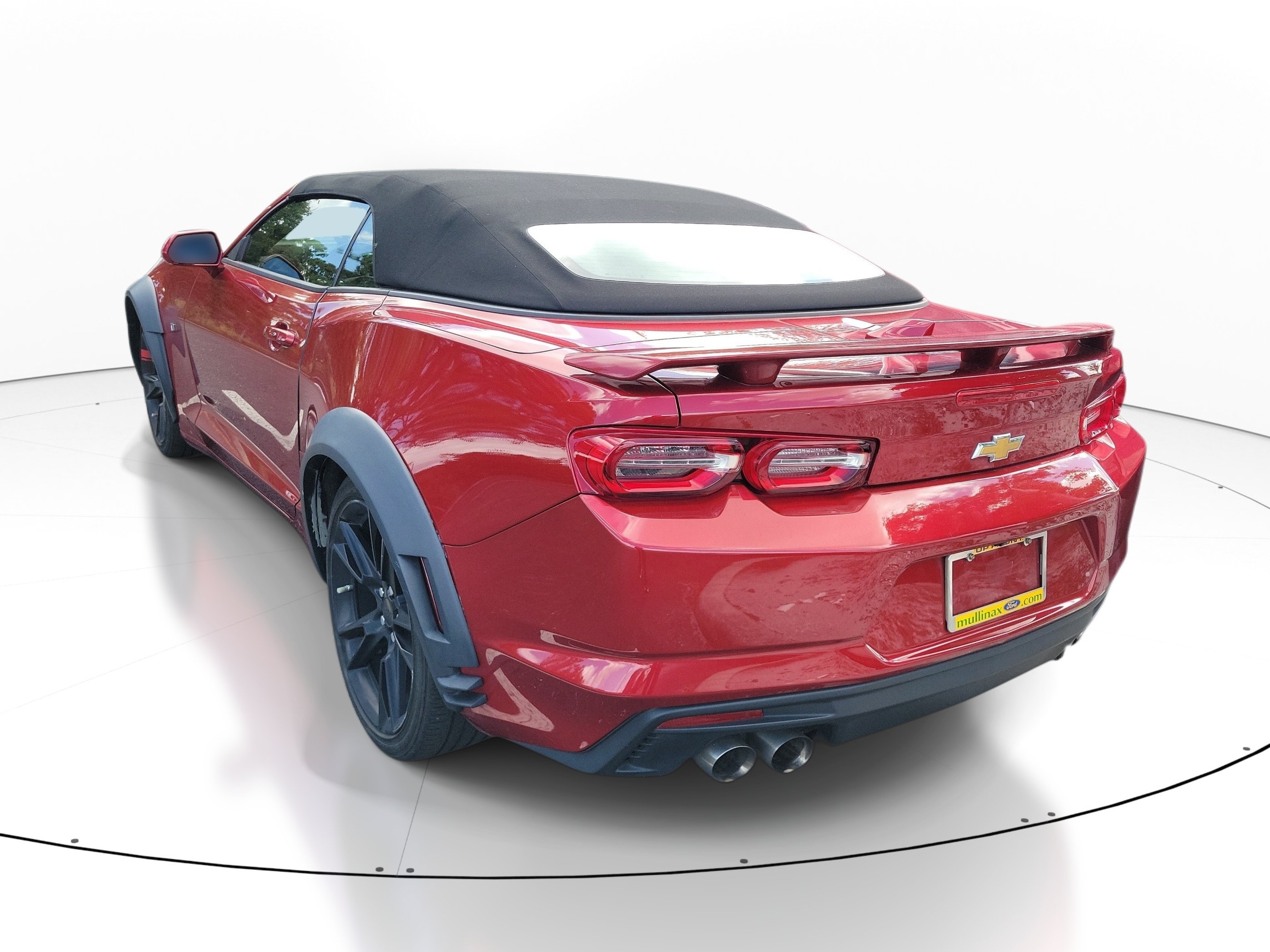 Used 2019 Chevrolet Camaro LT RWD image 7