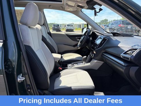 Used 2023 Subaru Forester Premium AWD/4WD image 28