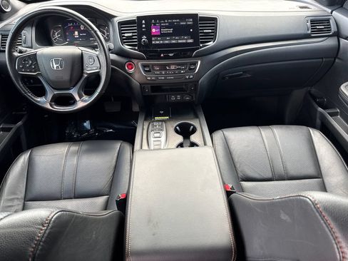 Used 2024 Honda Passport TrailSport image 23