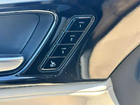 Used 2023 Acura MDX SH-AWD w/ Technology Package image 20