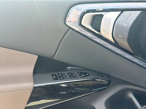 New 2026 BMW X3 xDrive30 w/ Premium Package image 13