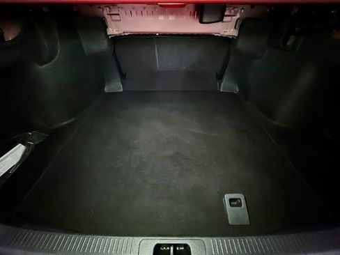 Used 2022 Toyota Camry SE image 34