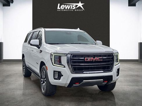 Used 2023 GMC Yukon XL AT4 w/ Technology Package image 6