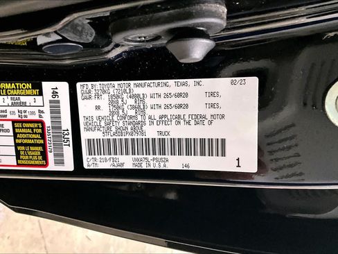 Used 2023 Toyota Tundra SR5 w/ SR5 Convenience Package AWD/4WD image 31