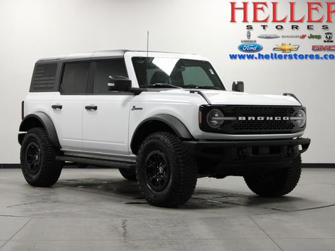 Used 2024 Ford Bronco Wildtrak image 1