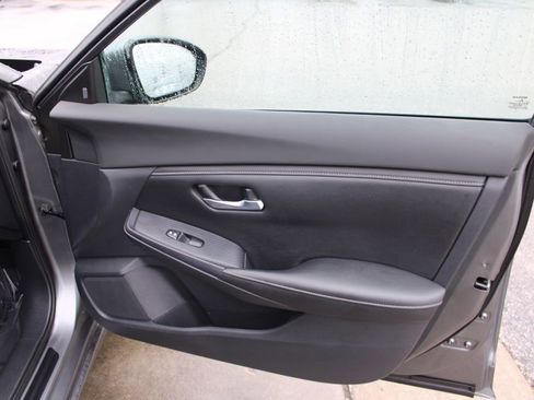 Used 2022 Nissan Sentra SV w/ All-Weather Package image 21