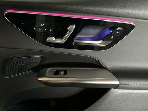 Certified 2025 Mercedes-Benz GLC 300 4MATIC image 21