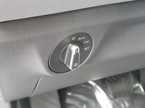 New 2025 Volkswagen Jetta SE image 14