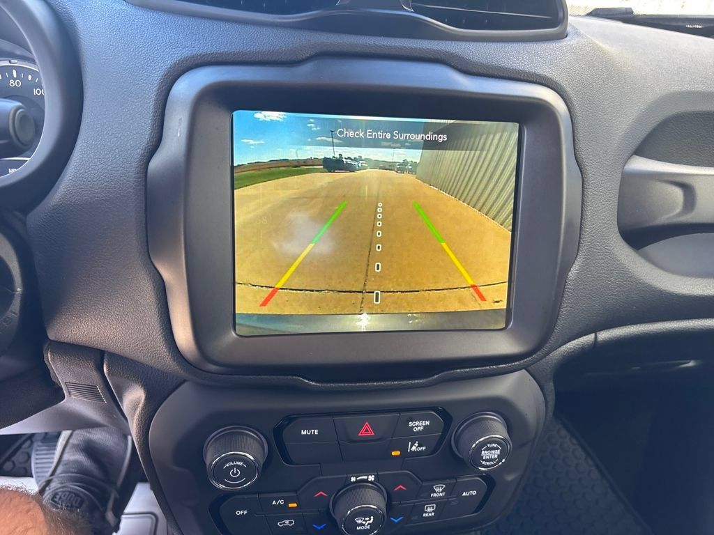 Used 2023 Jeep Renegade Limited AWD/4WD image 32