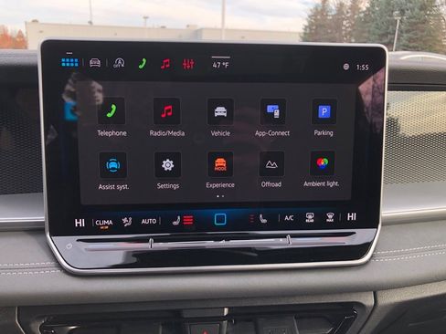 New 2026 Volkswagen Tiguan SE R-Line AWD/4WD image 25