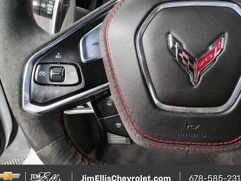 Used 2023 Chevrolet Corvette Stingray Premium Conv w/ Z51 Performance Package RWD image 10