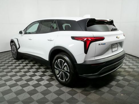 New 2026 Chevrolet Blazer EV LT image 3