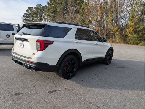 Certified 2021 Ford Explorer ST w/ Equipment Group 401A image 6