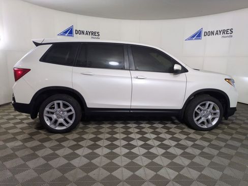 Certified 2024 Honda Passport EX-L image 10