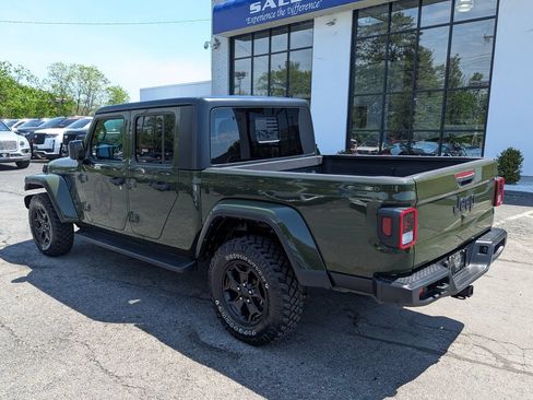 Used 2022 Jeep Gladiator Sport AWD/4WD image 10