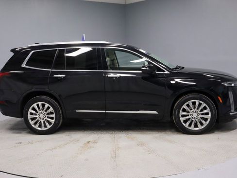 Used 2023 Cadillac XT6 Premium Luxury w/ Technology Package image 5