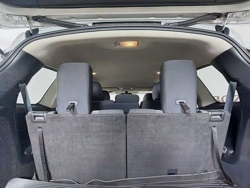 Used 2020 Nissan Pathfinder SV AWD/4WD image 31