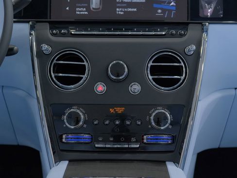 Used 2026 Rolls-Royce Cullinan image 75